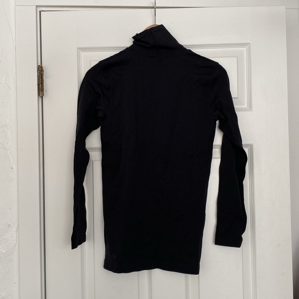 lululemon Ribbed Turtleneck - Picture 4 of 6